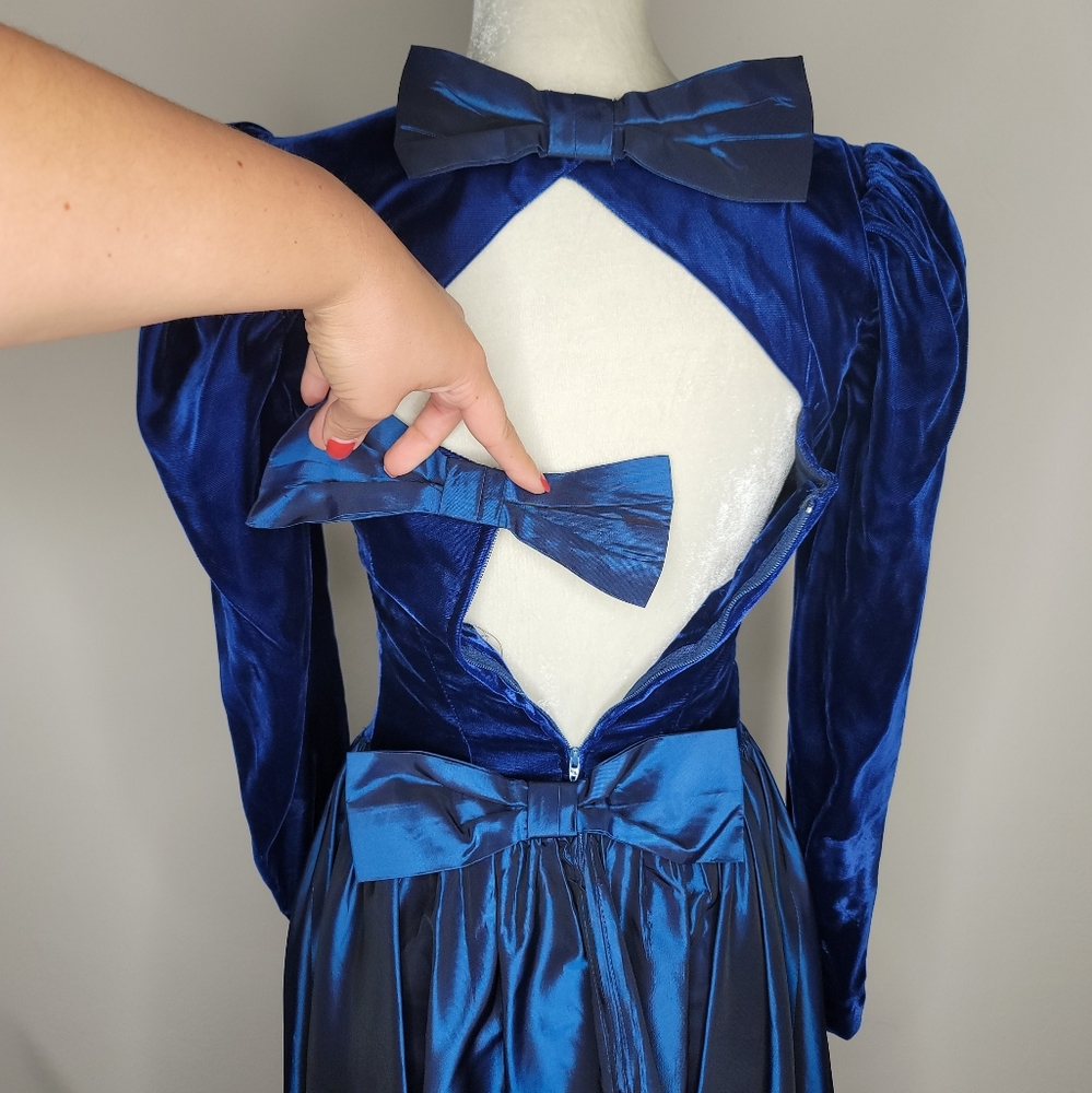 VTG 80s Velvet + Taffeta Bow Dress - Picture 5 of 10